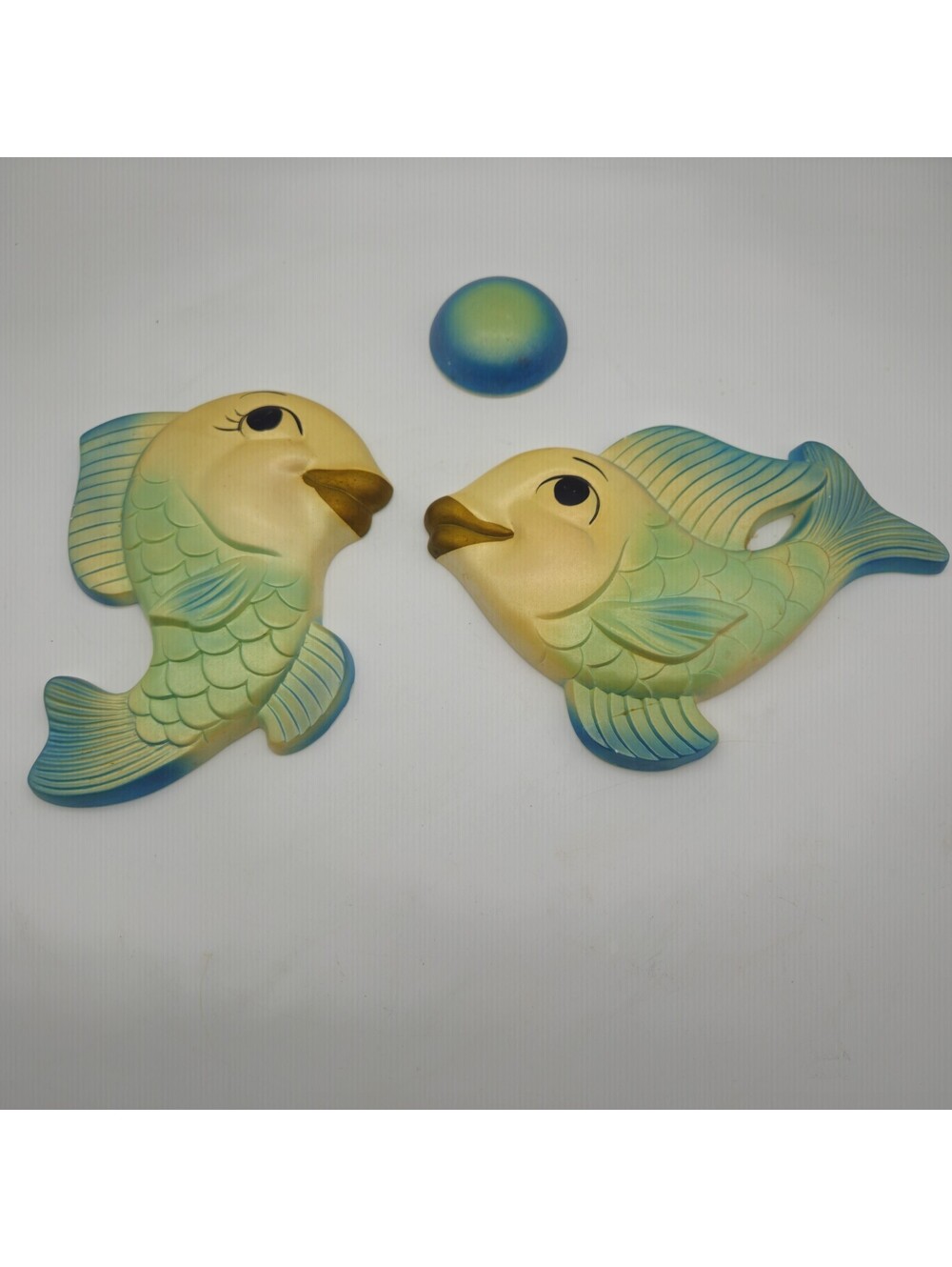 Miller Studio 1960s Blue & Ivory Chalkwarw Fish With 1 Bubble 9x7 & 10x7